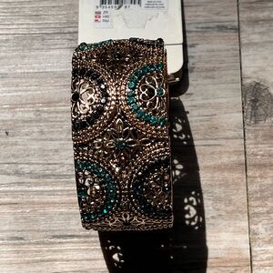 Intricate Gold and Green Bracelet